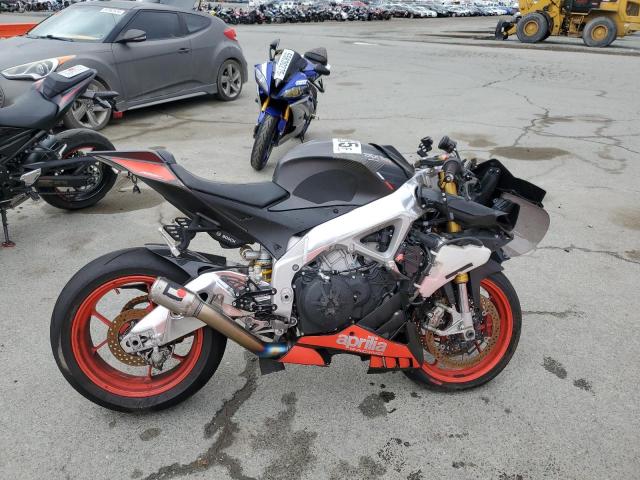 APRILIA RSV4 RR 2017 black  gas ZD4KEU000HS000800 photo #1
