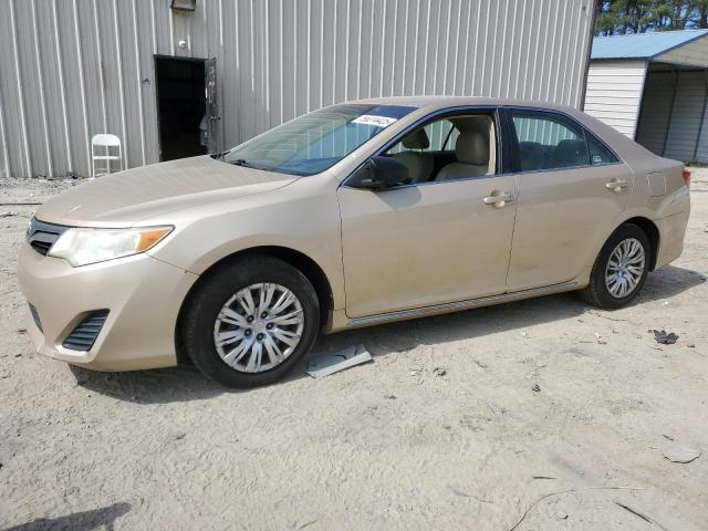 TOYOTA CAMRY BASE