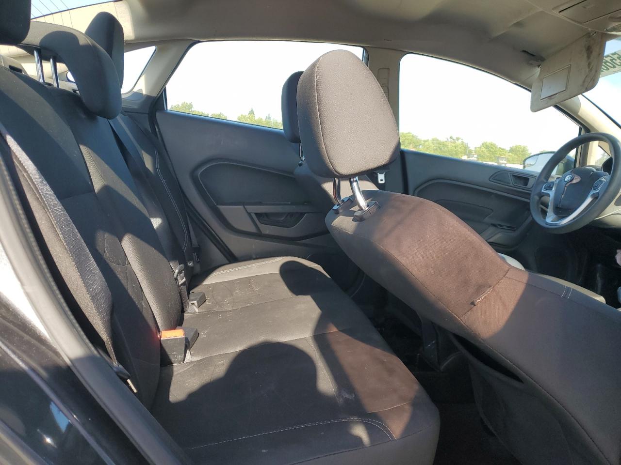 Lot #3150826766 2019 FORD FIESTA SE