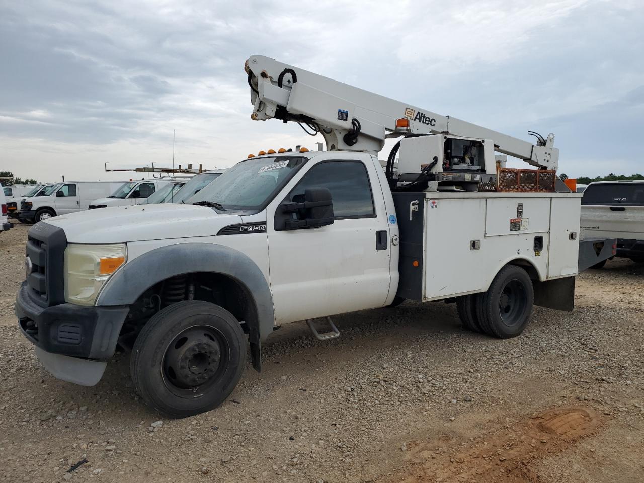 FORD F-450 SUPER DUTY