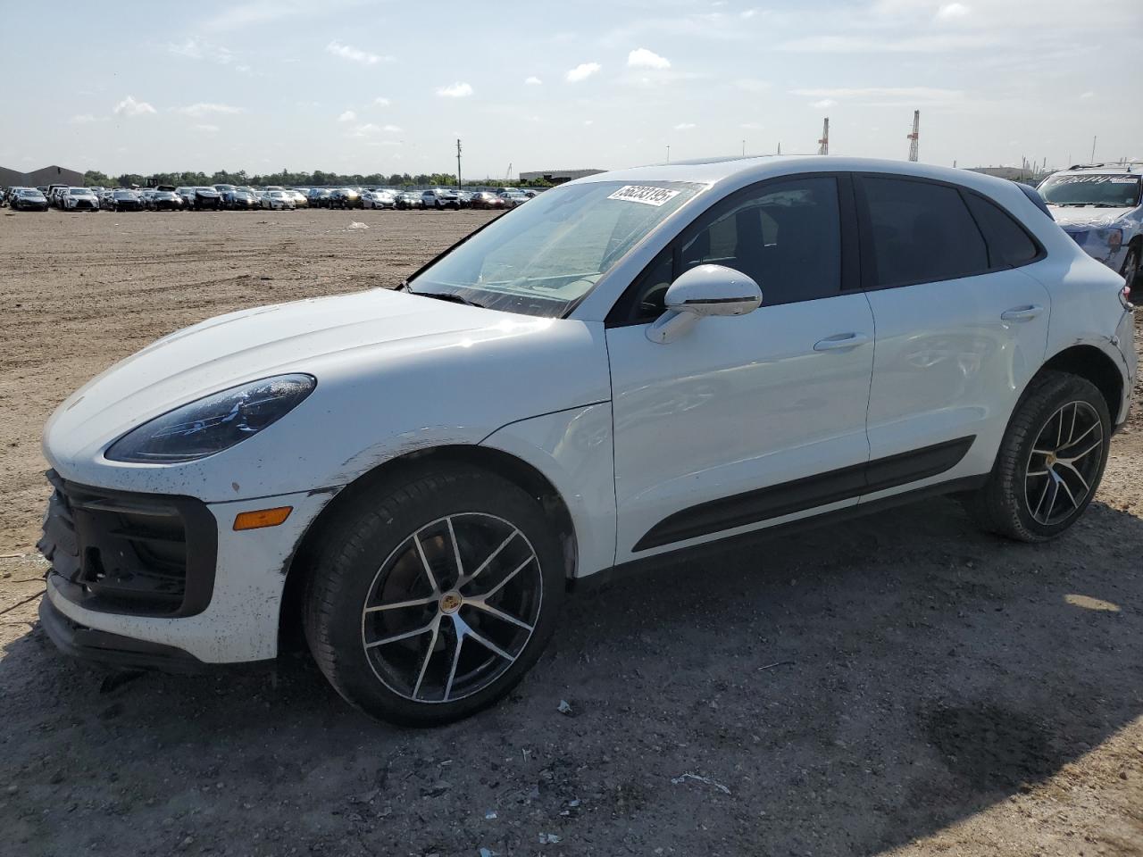  Salvage Porsche Macan Base