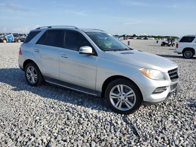 Vin: 4jgda5jb0da158166, lot: 57379095, mercedes-benz m-class 350 20134