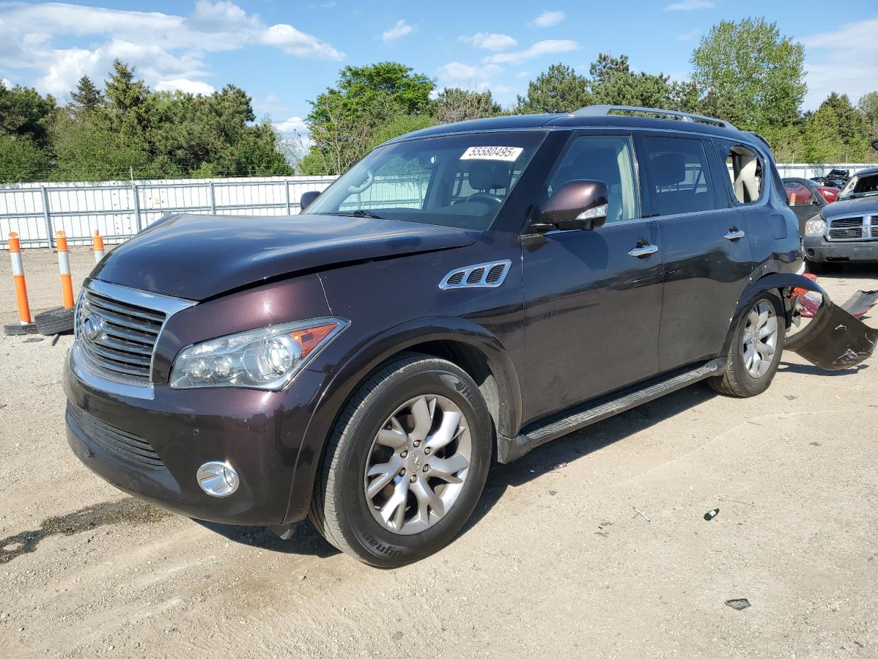 INFINITI QX56