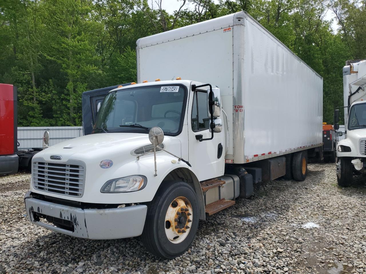  Salvage Freightliner M2 106 Med