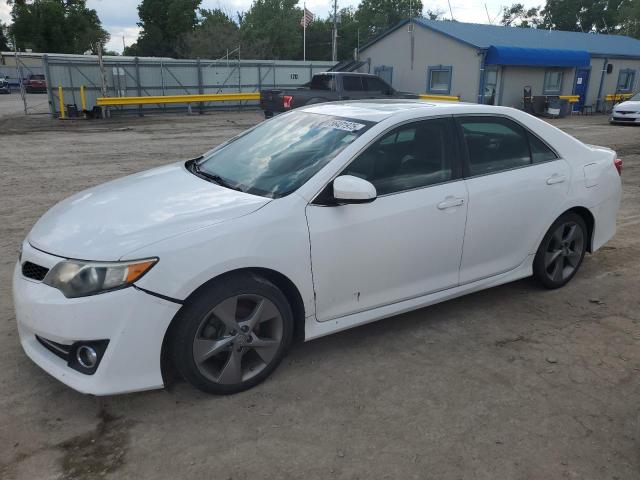 Vin: 4t1bf1fk5eu317290, lot: 56401975, toyota camry l 2014 img_1