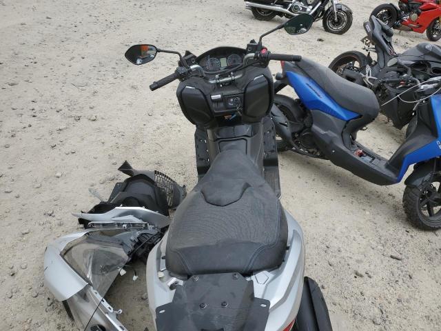 2022 SUZUKI AN400 A JS1DU11JXN7100148