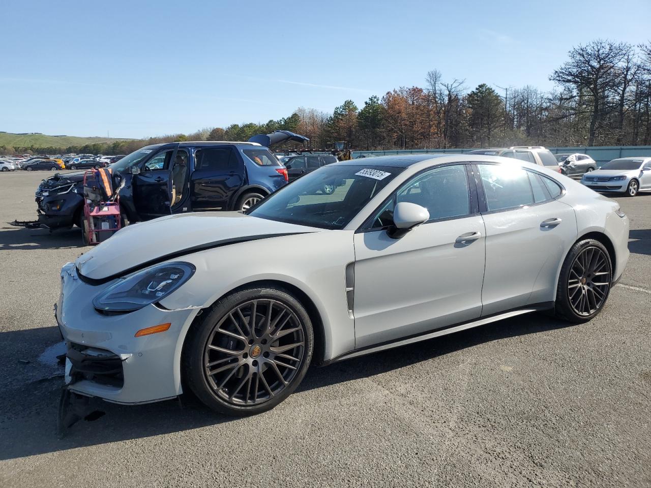 PORSCHE PANAMERA BASE