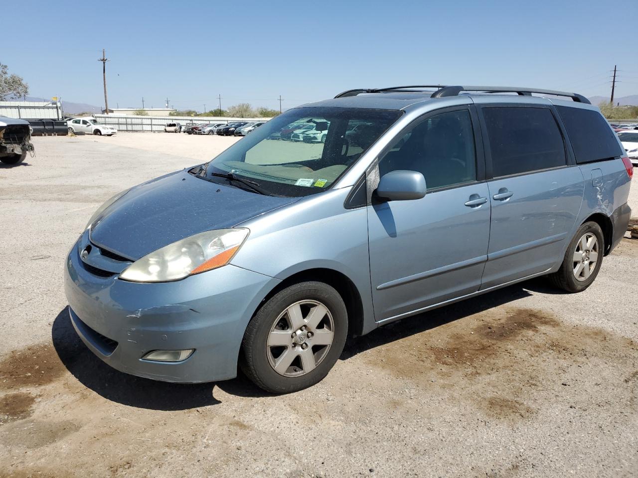 TOYOTA SIENNA XLE