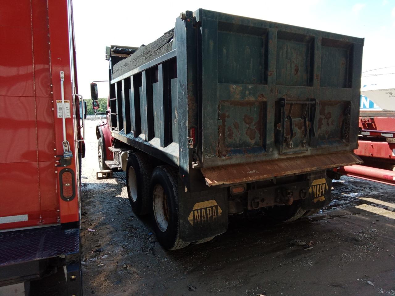 Lot #3234350060 2009 FREIGHTLINER M2