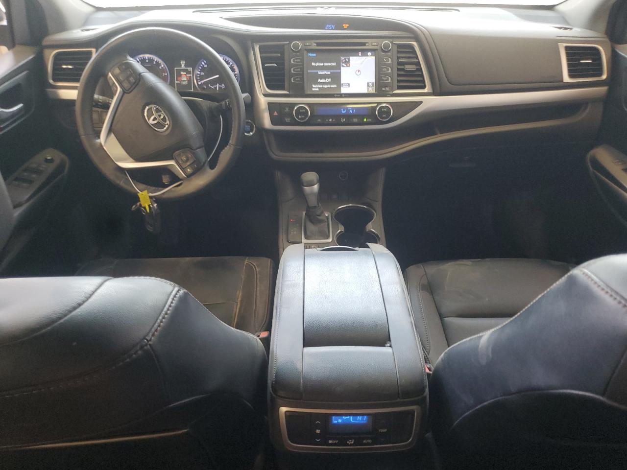 TOYOTA HIGHLANDER XLE