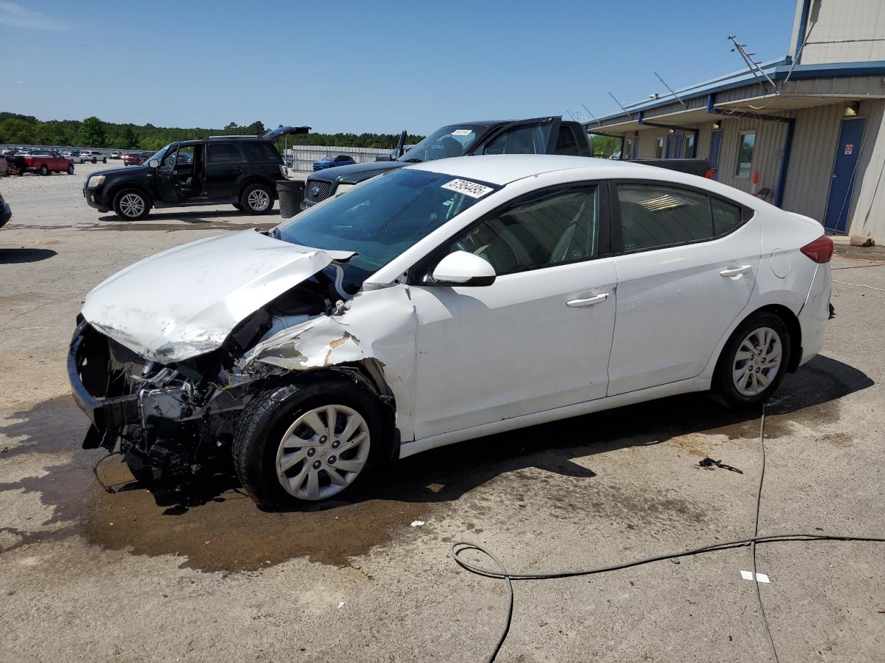 HYUNDAI ELANTRA SE