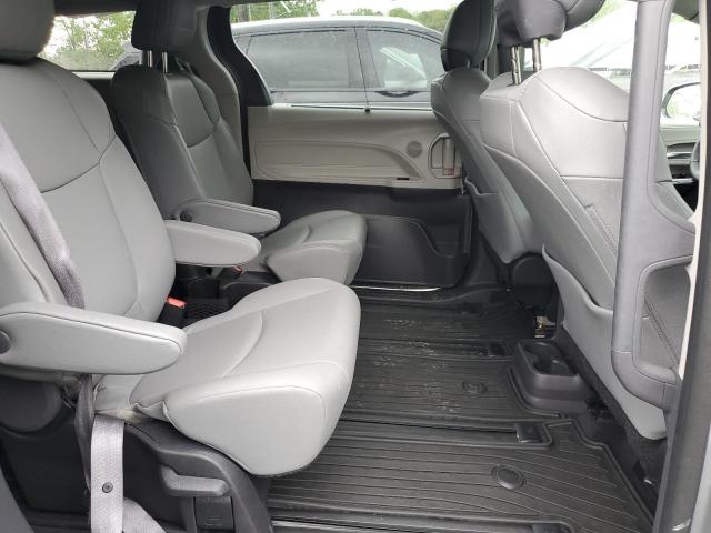 2022 TOYOTA SIENNA XLE 5TDYSKFC0NS063131