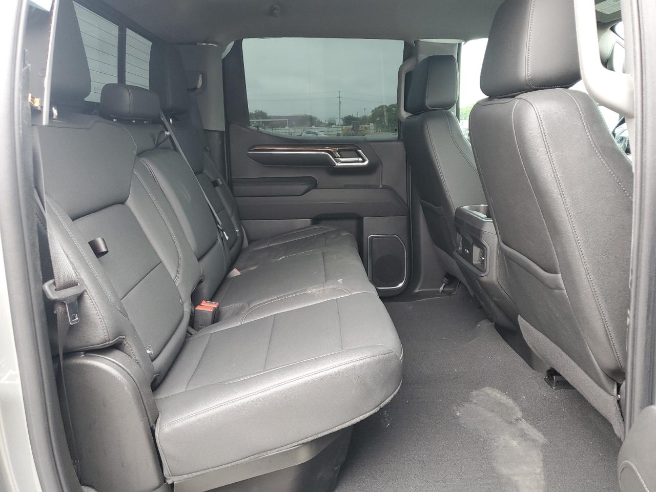 Chevrolet Silverado 2023