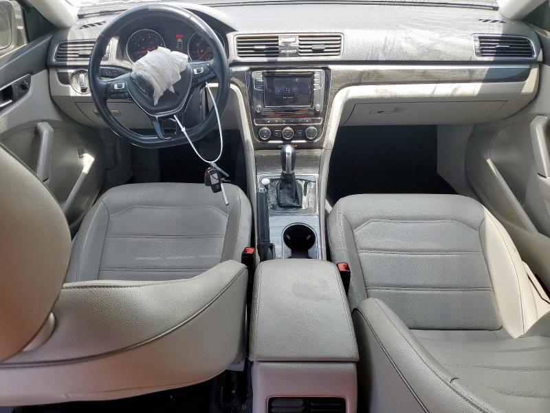 2018 VOLKSWAGEN PASSAT SE - 1VWBA7A30JC044102
