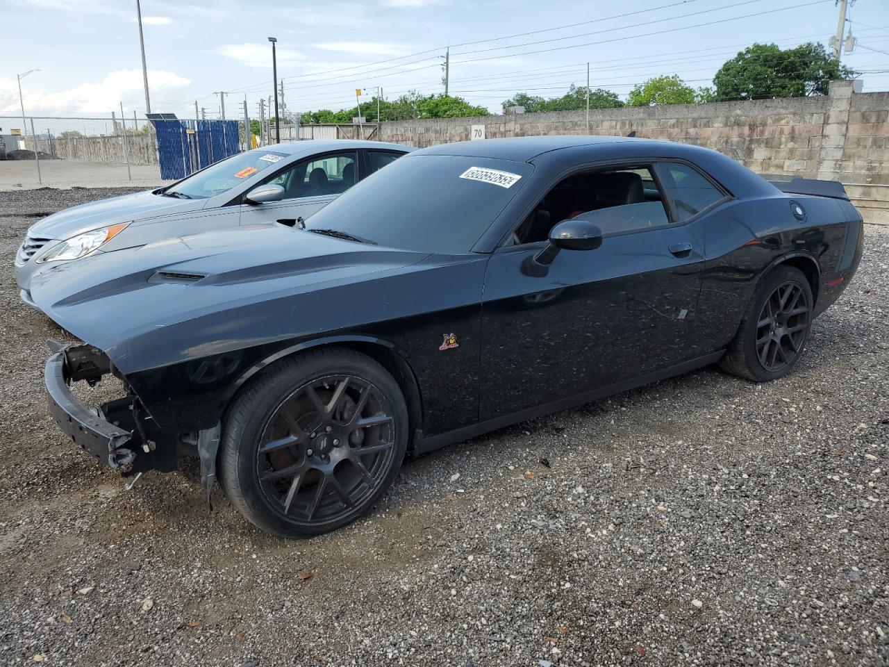 DODGE CHALLENGER R/T 392