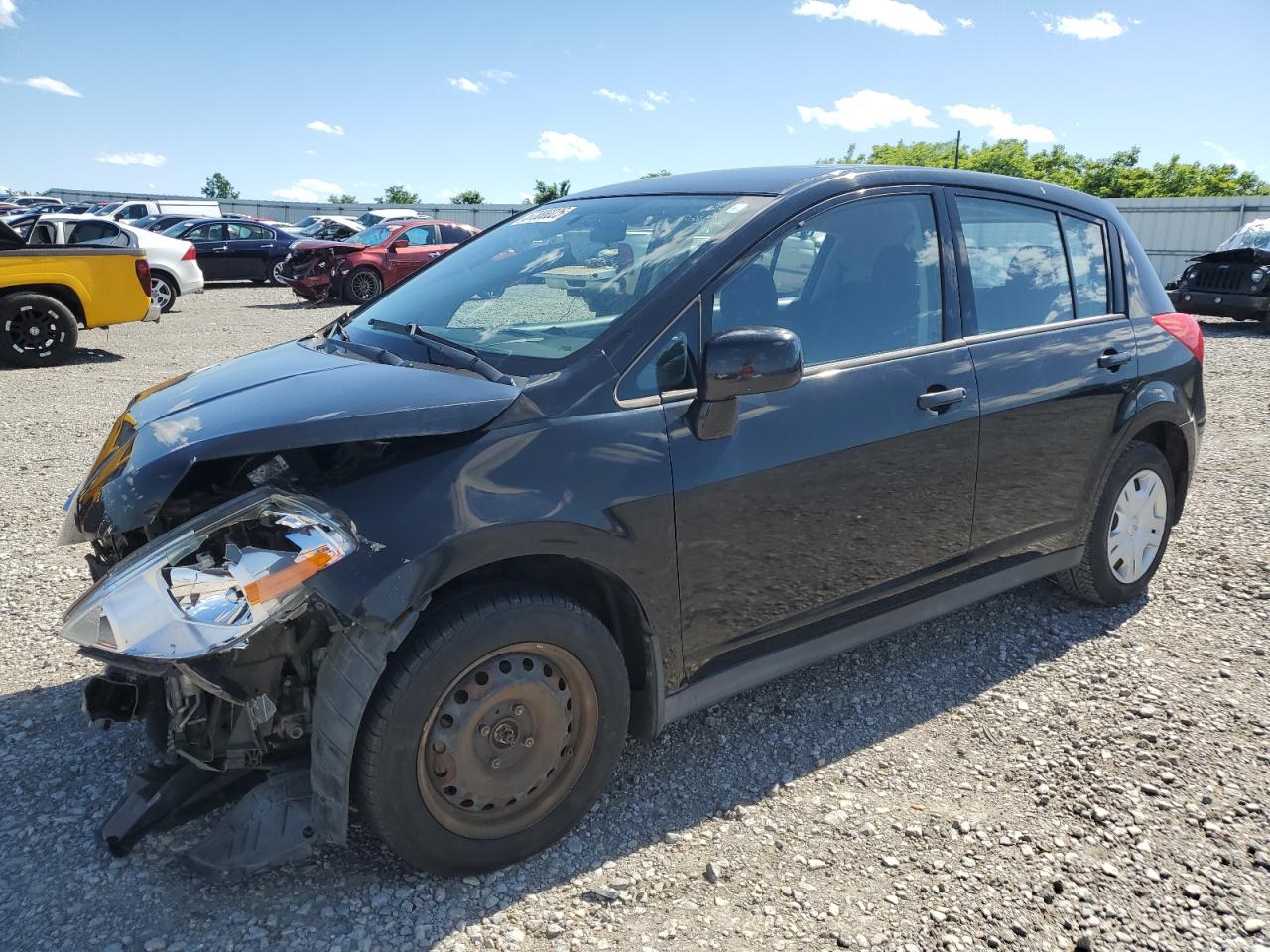 NISSAN VERSA S