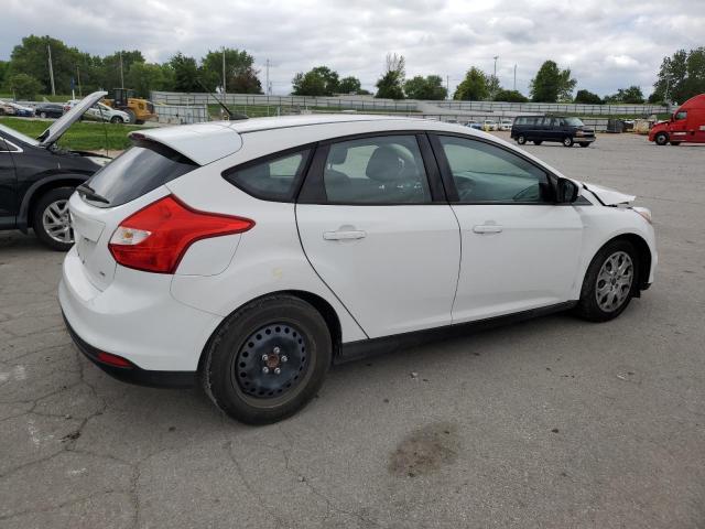 Vin: 1fahp3k2xcl329330, lot: 58710015, ford focus se 20123