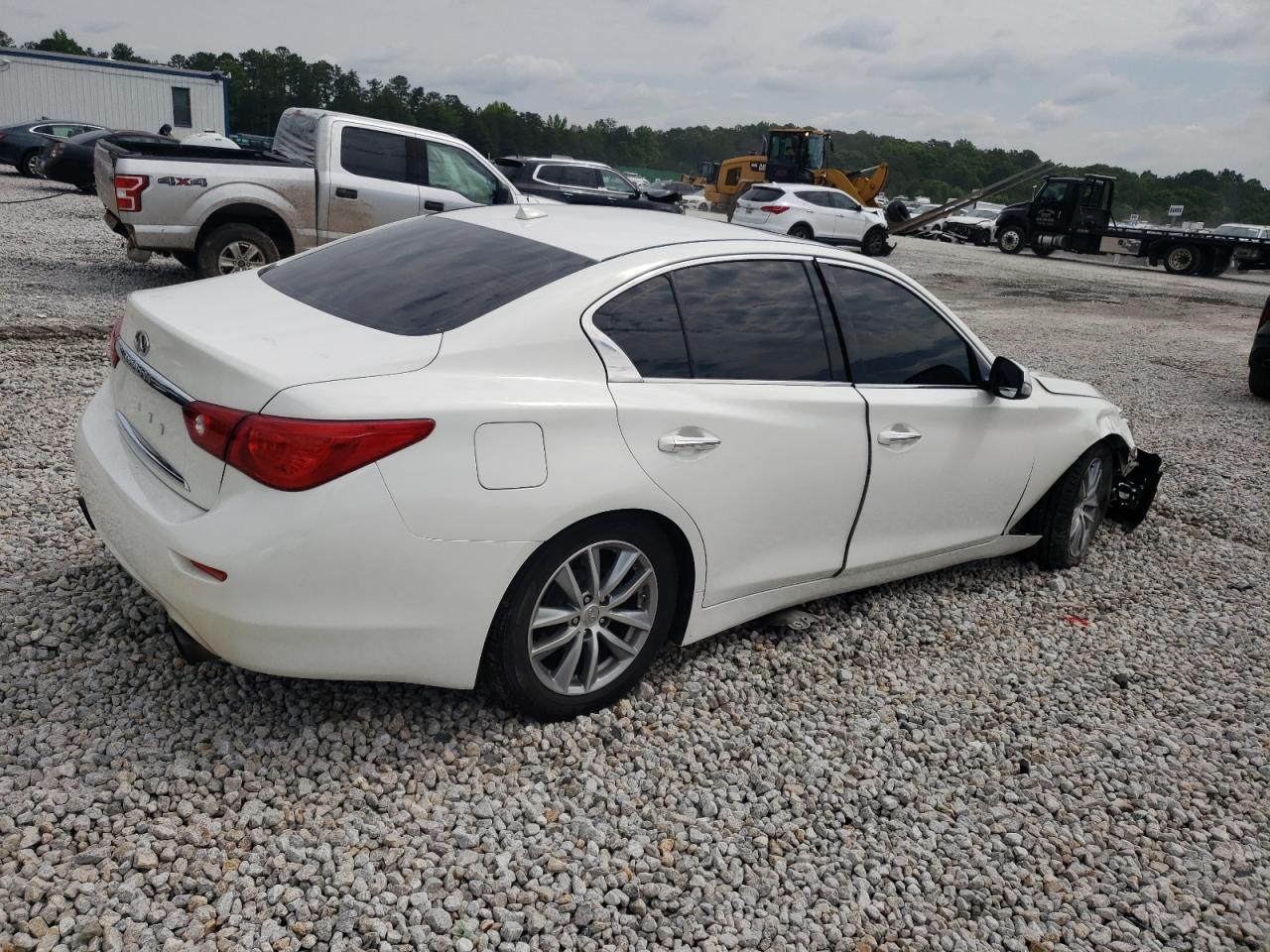 INFINITI Q50 2015