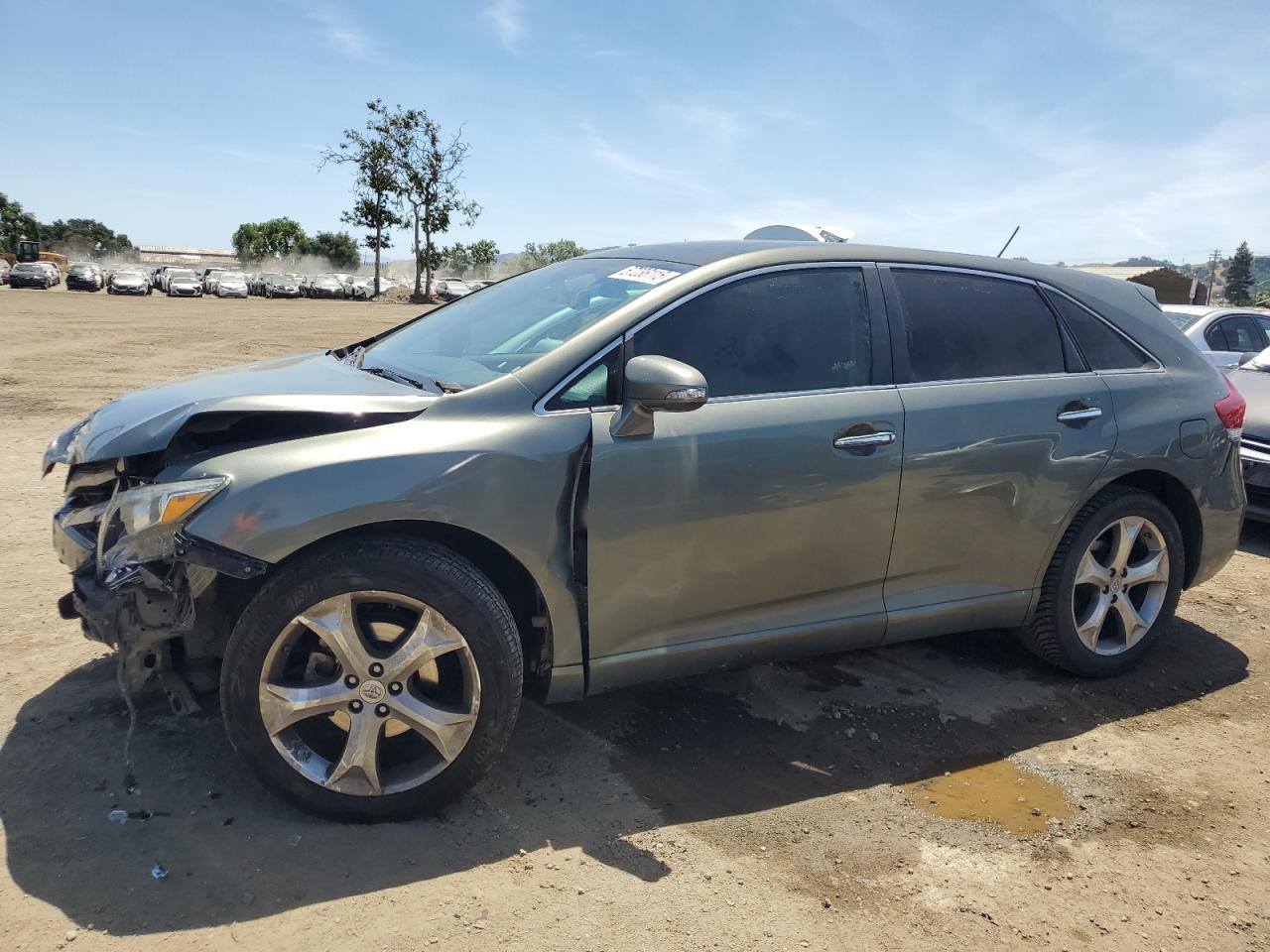 TOYOTA VENZA LE