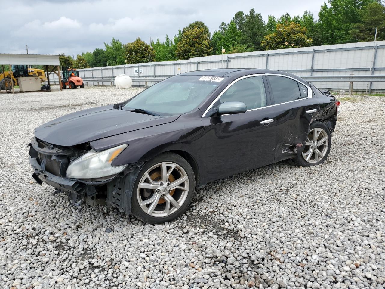 NISSAN MAXIMA S
