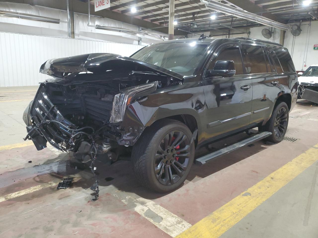 CADILLAC ESCALADE PREMIUM LUXURY
