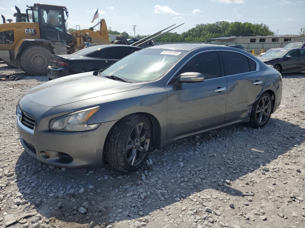 NISSAN MAXIMA S