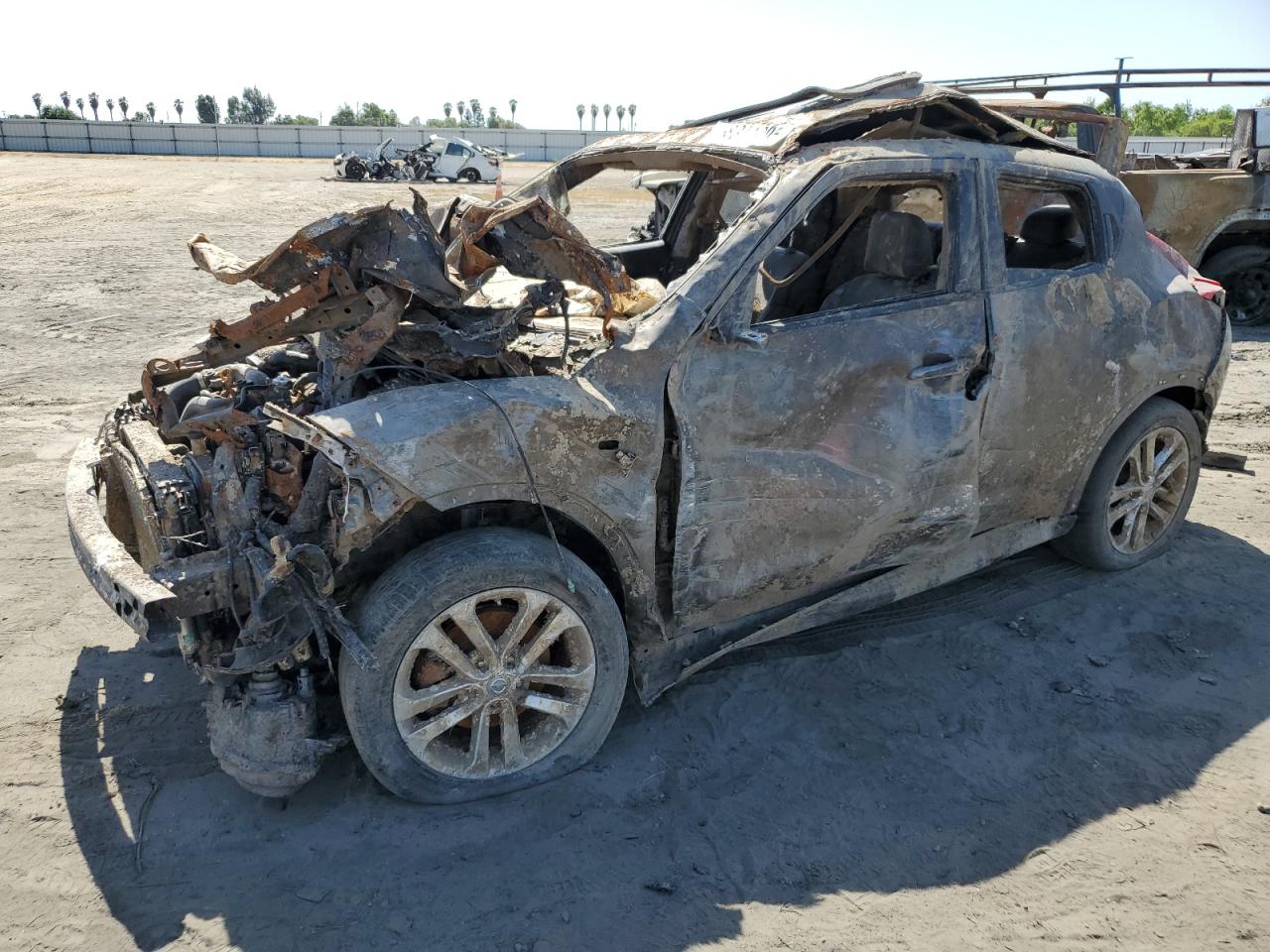 NISSAN JUKE S