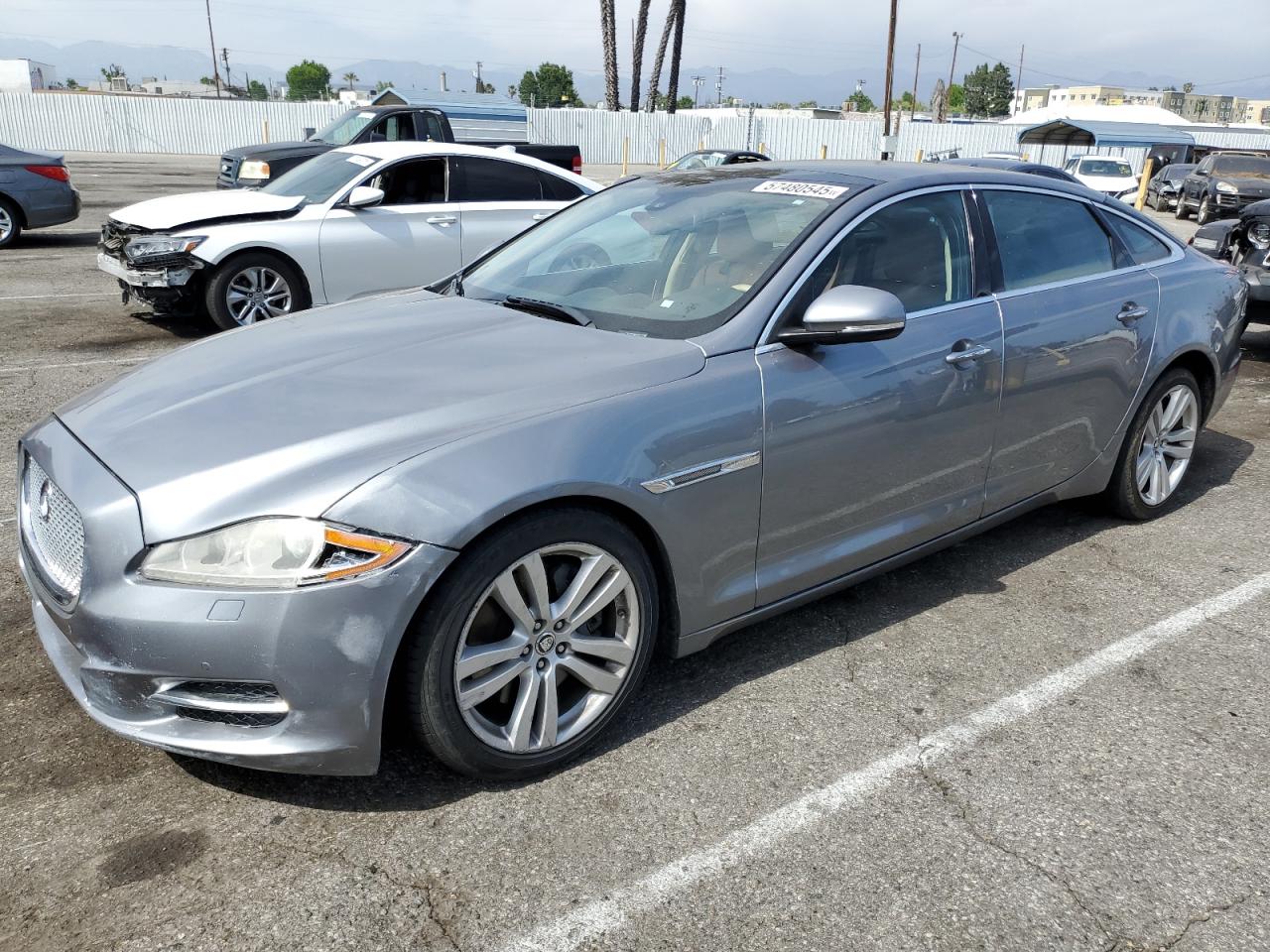 JAGUAR XJ PORTFOLIO