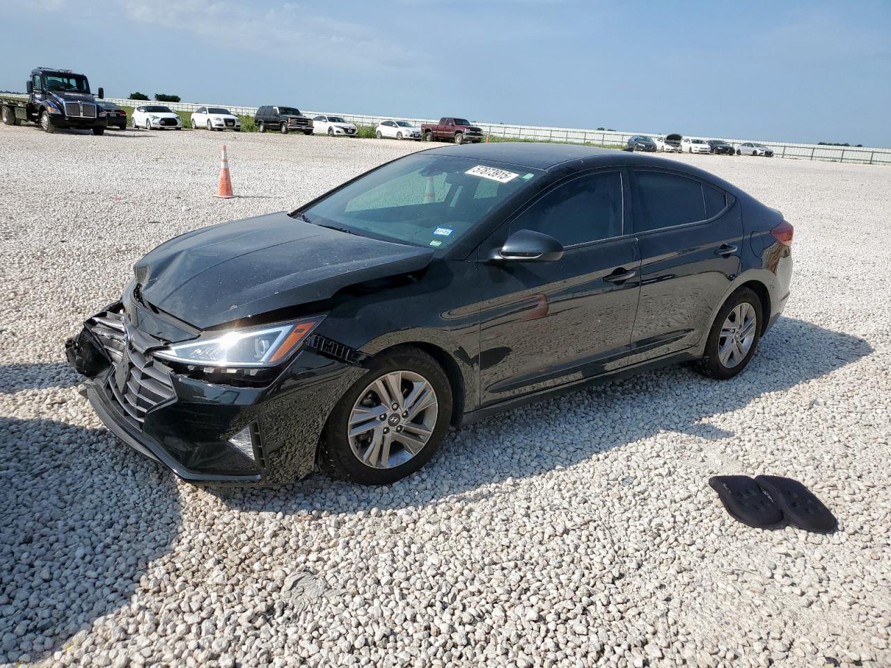 HYUNDAI ELANTRA SEL