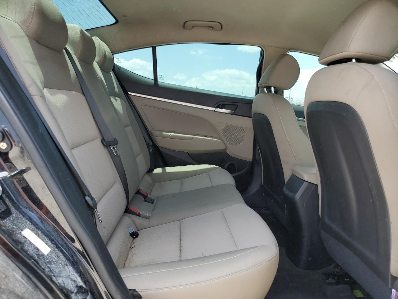 Hyundai Elantra se 2020