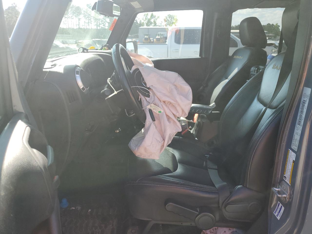 JEEP WRANGLER SAHARA