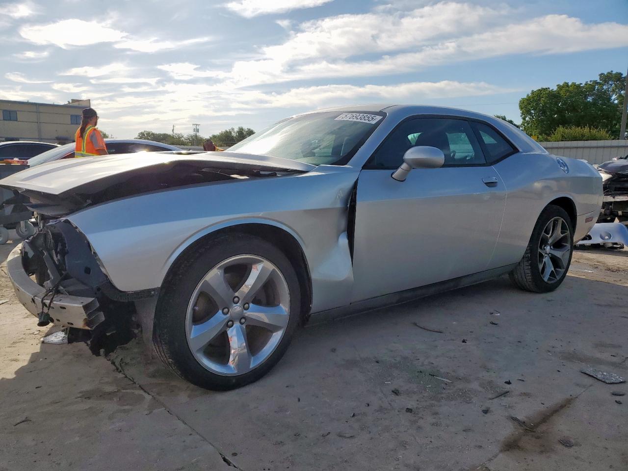 DODGE CHALLENGER SXT