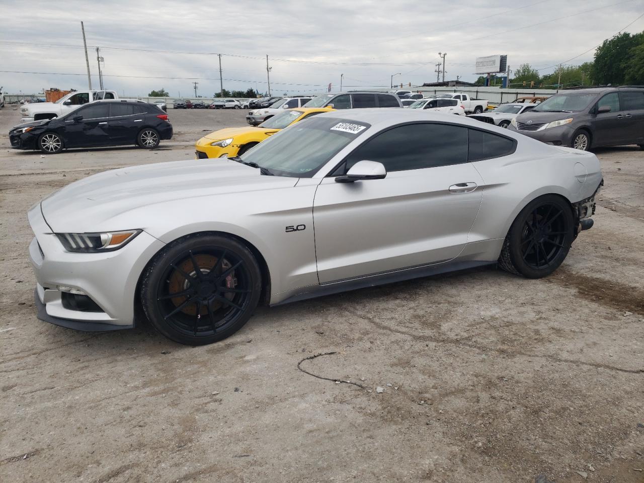 FORD MUSTANG GT