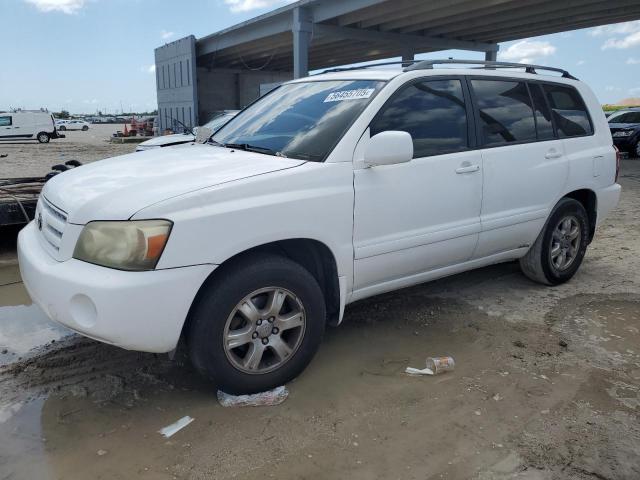 TOYOTA HIGHLANDER
