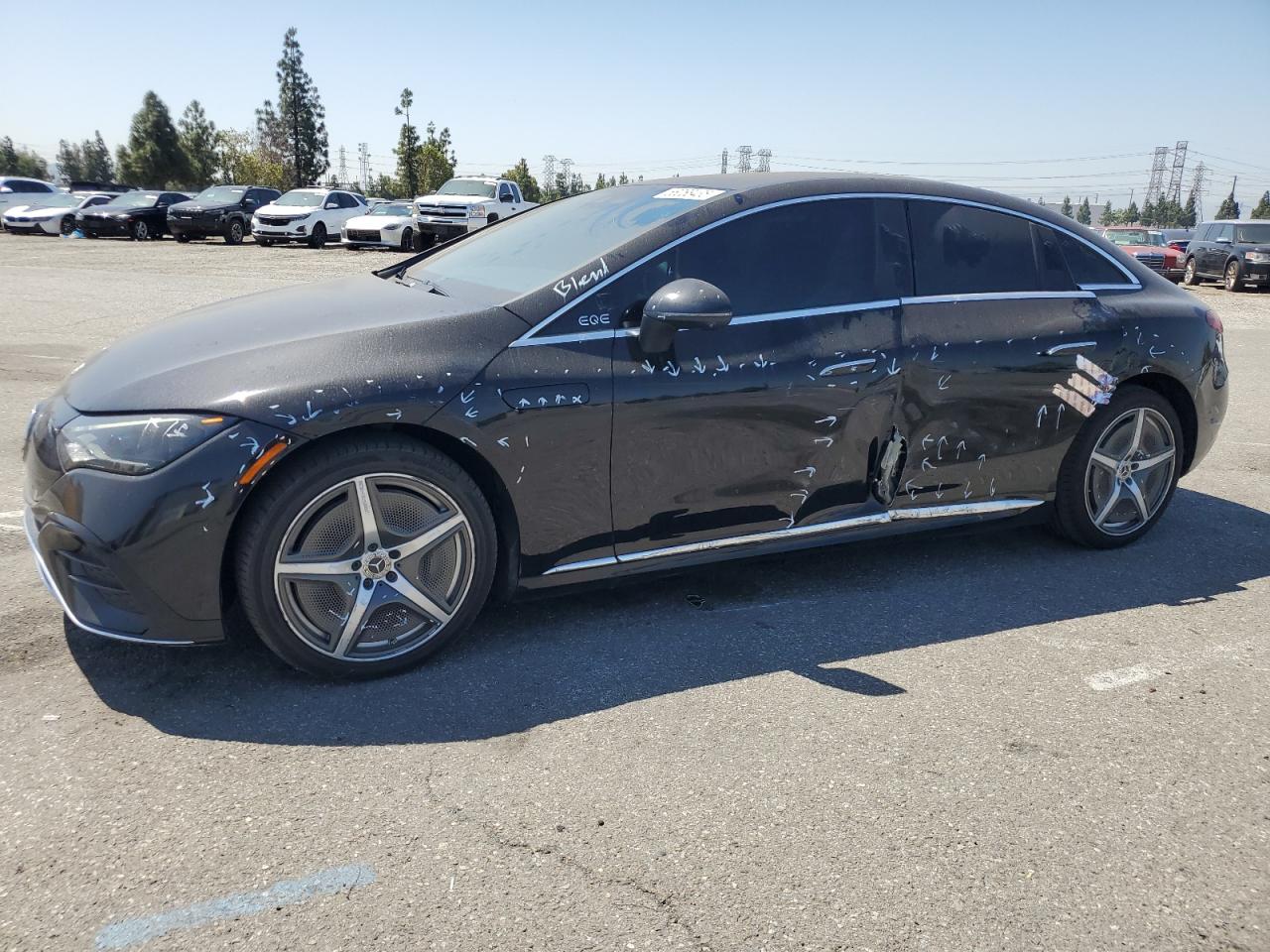 MERCEDES-BENZ EQE 350+