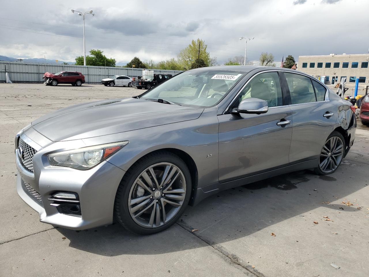 INFINITI Q50 BASE