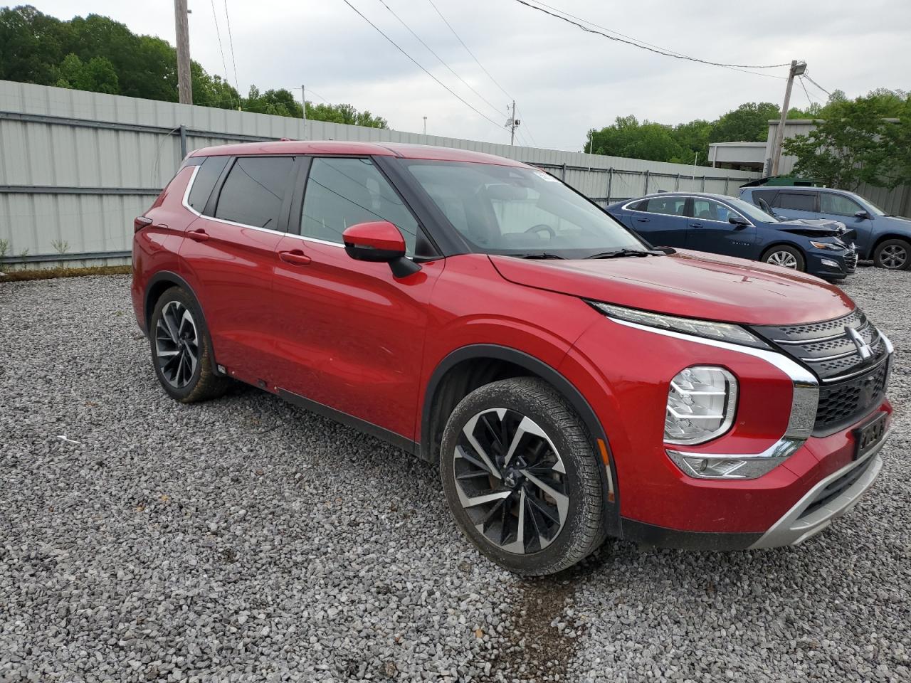 MITSUBISHI OUTLANDER SE