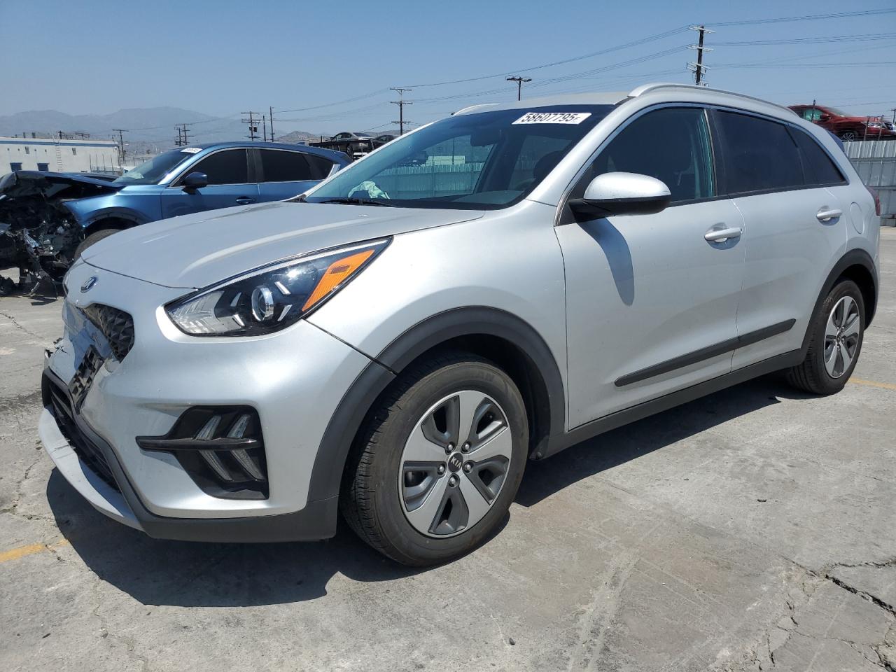 KIA NIRO LX