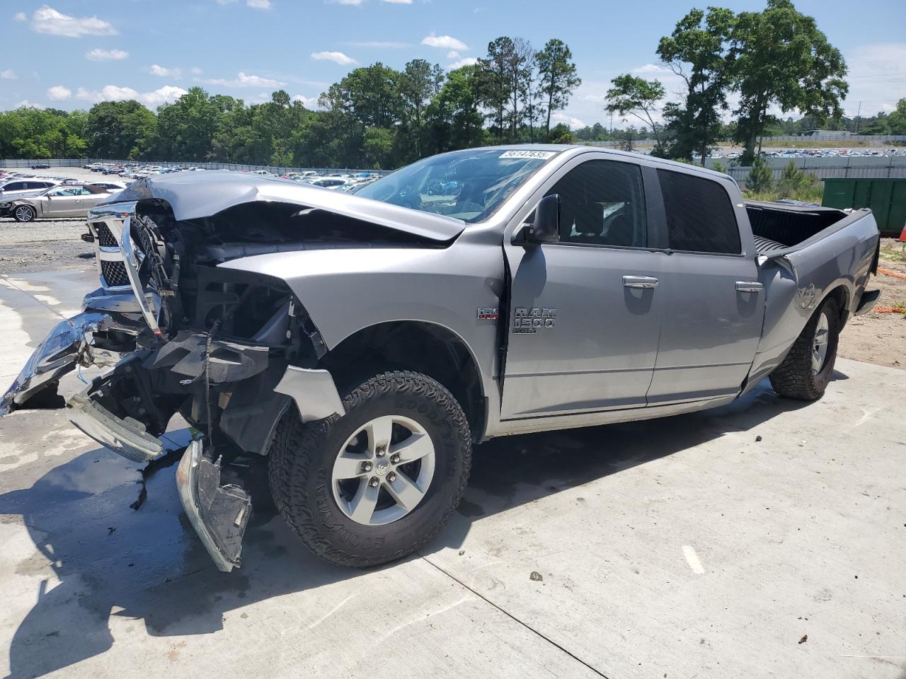RAM 1500 SLT