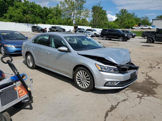 2017 VOLKSWAGEN PASSAT SE 1VWBT7A39HC046175