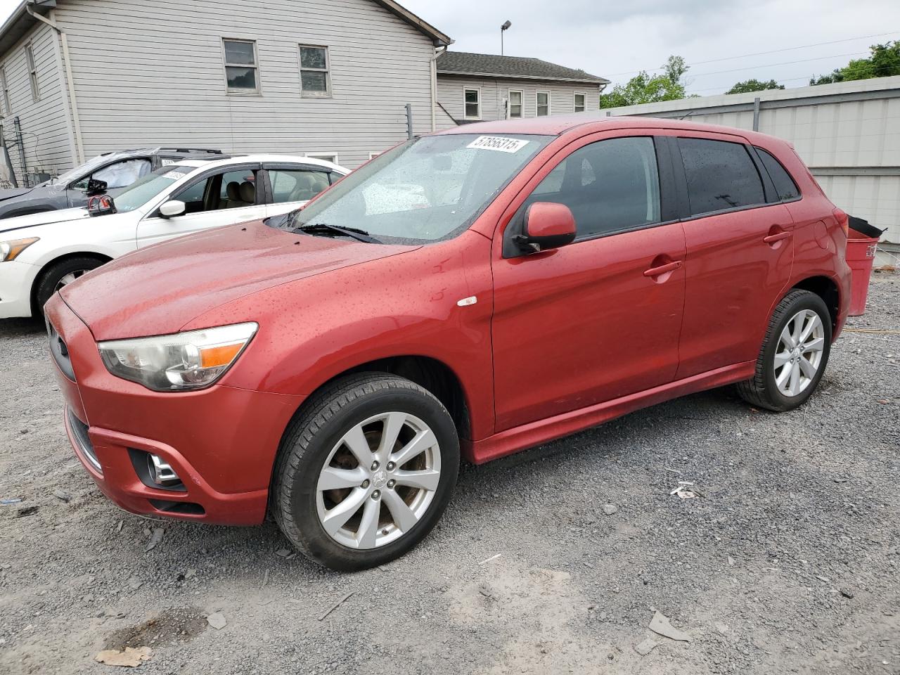 MITSUBISHI OUTLANDER SE