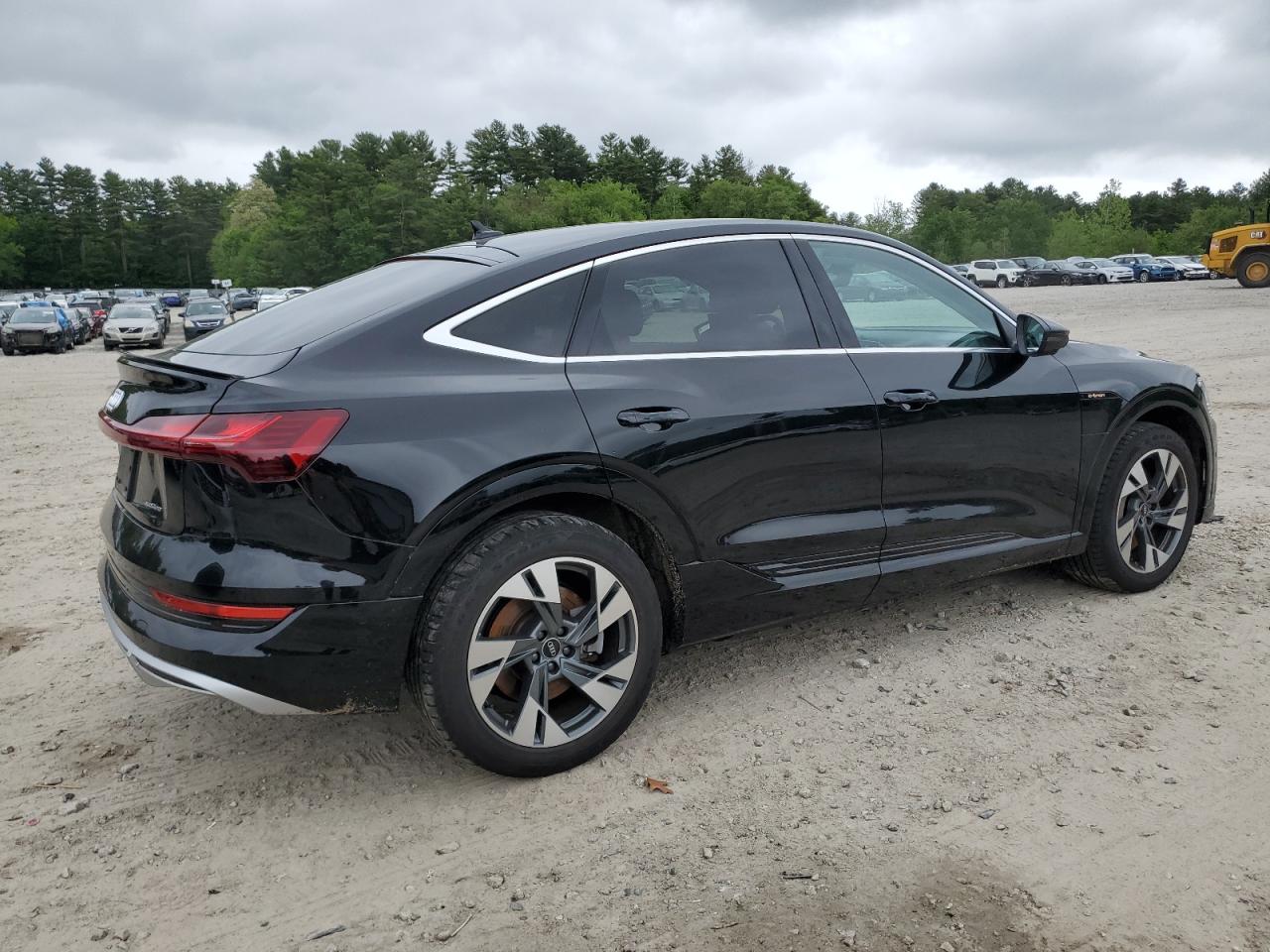 AUDI E-TRON 2022
