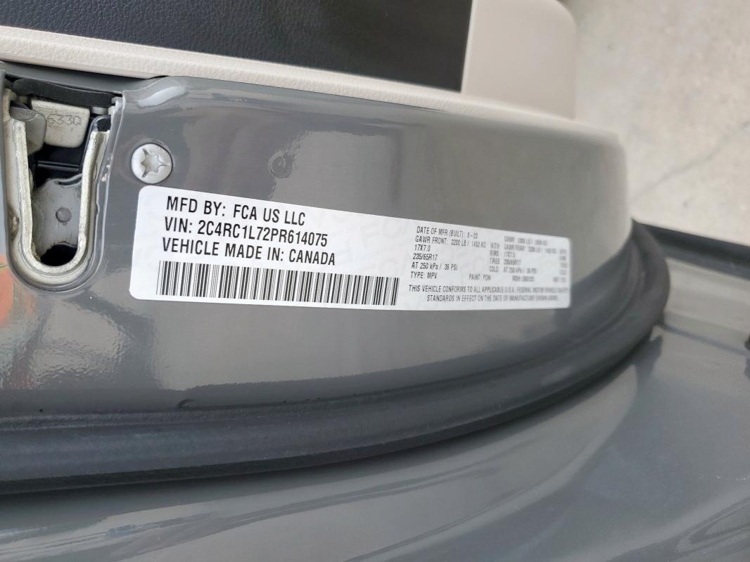 2023 CHRYSLER PACIFICA H - 2C4RC1L72PR614075