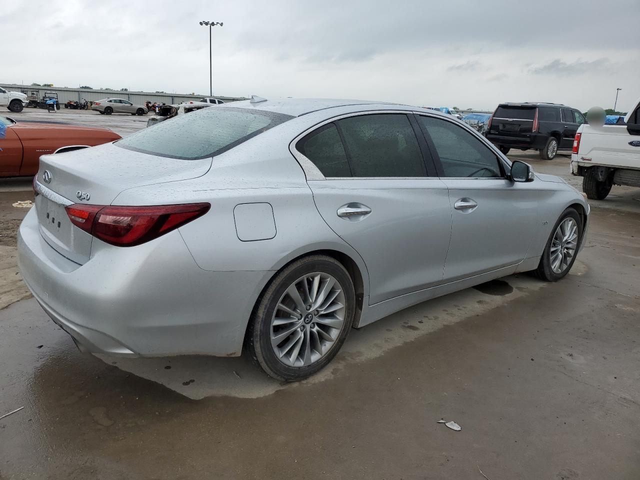 INFINITI Q50 2019