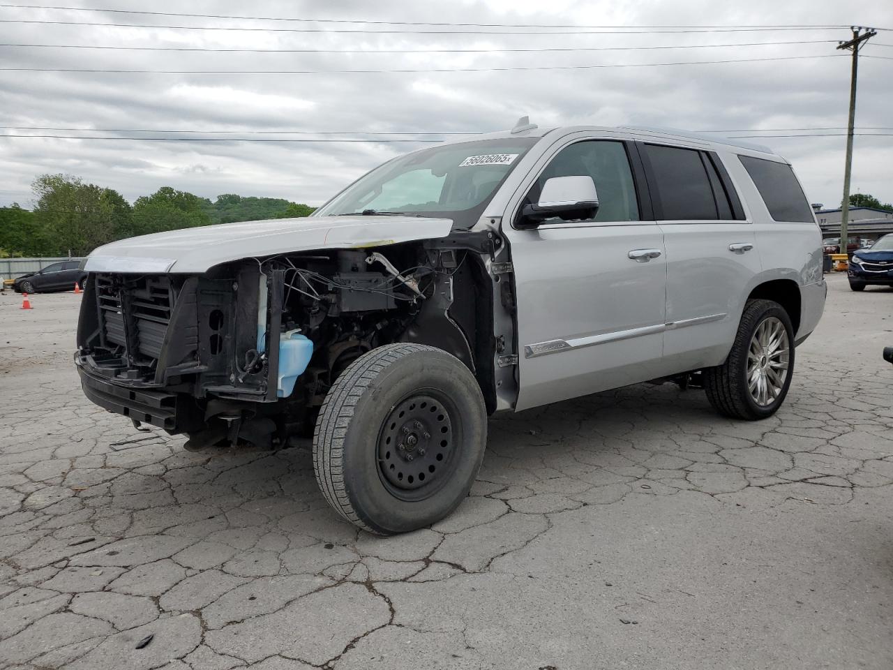 CADILLAC ESCALADE LUXURY