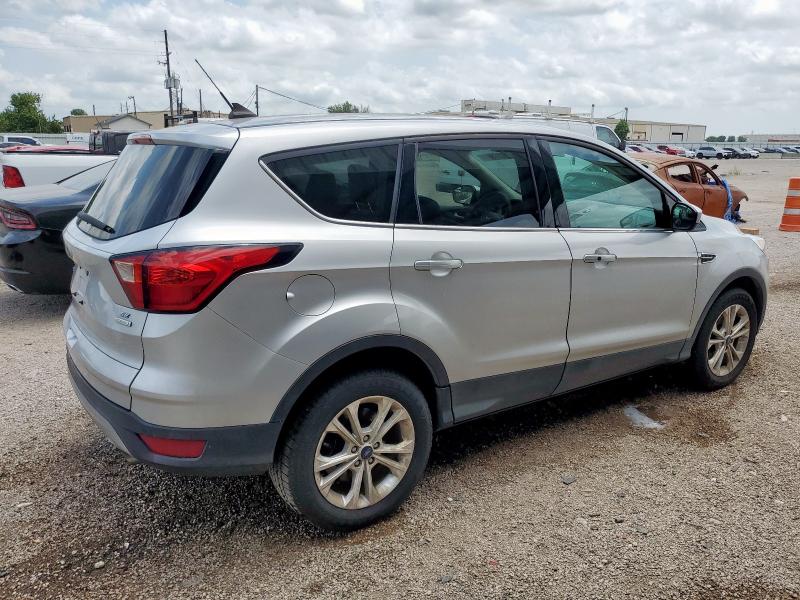 Vin: 1fmcu0gd7kua26838, lot: 56935335, ford escape se 20193