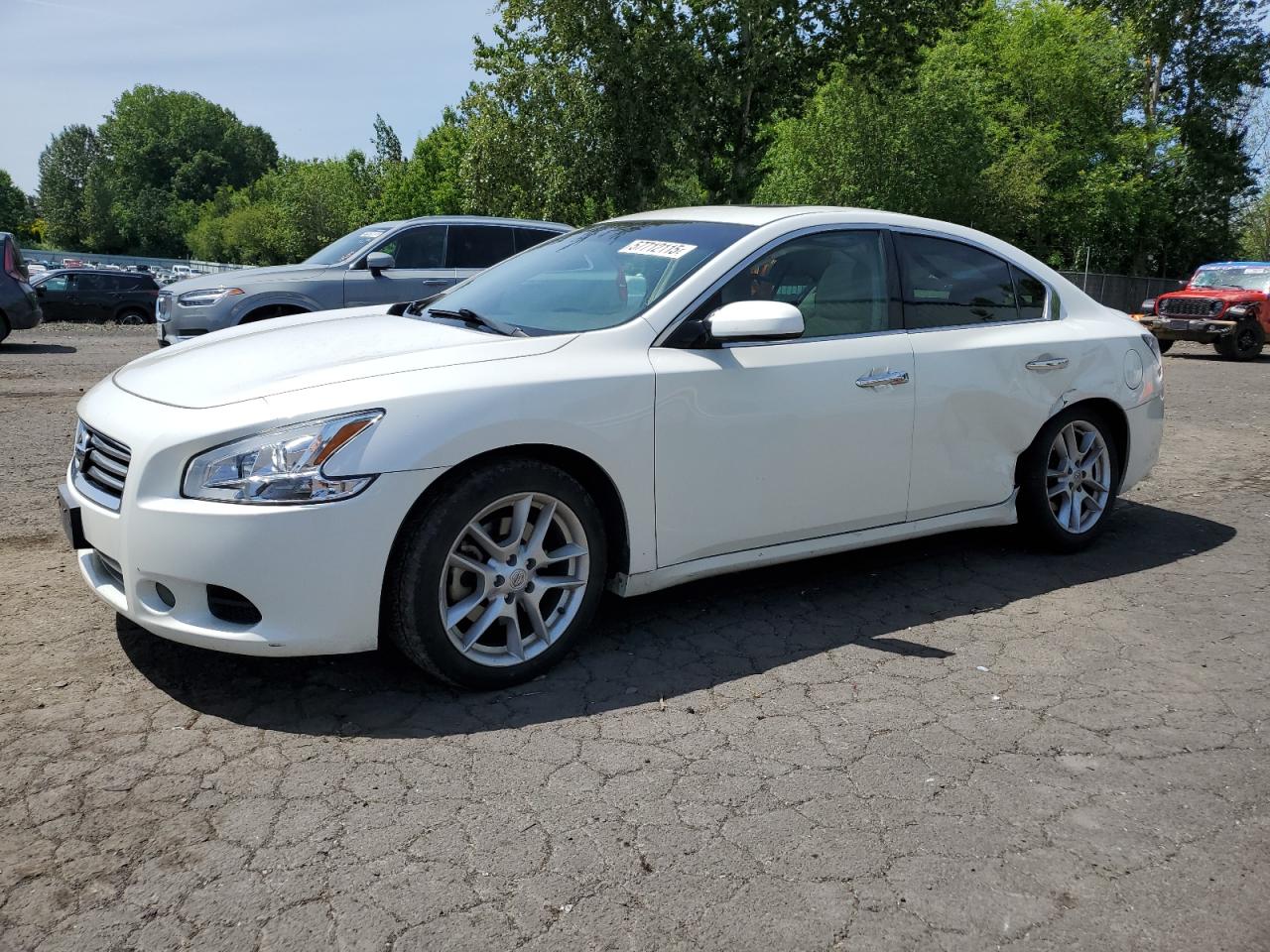 NISSAN MAXIMA S