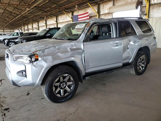 TOYOTA 4RUNNER SR 2024 silver  gas JTERU5JR4R6248375 photo #1