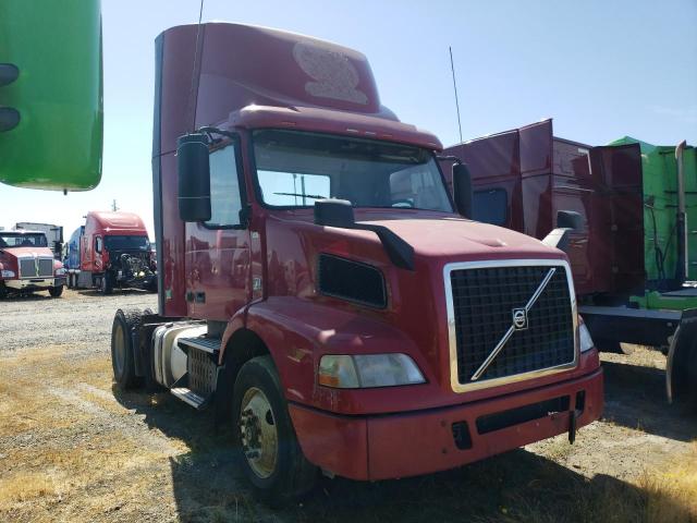 VOLVO VN VNM 2016 red tractor diesel 4V4M39EH3GN942511 photo #1