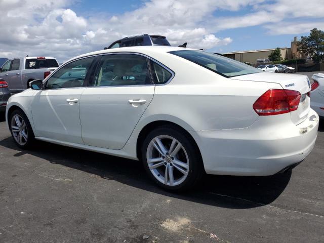 VOLKSWAGEN PASSAT SE 2014 white sedan 4d gas 1VWBT7A35EC094736 photo #3